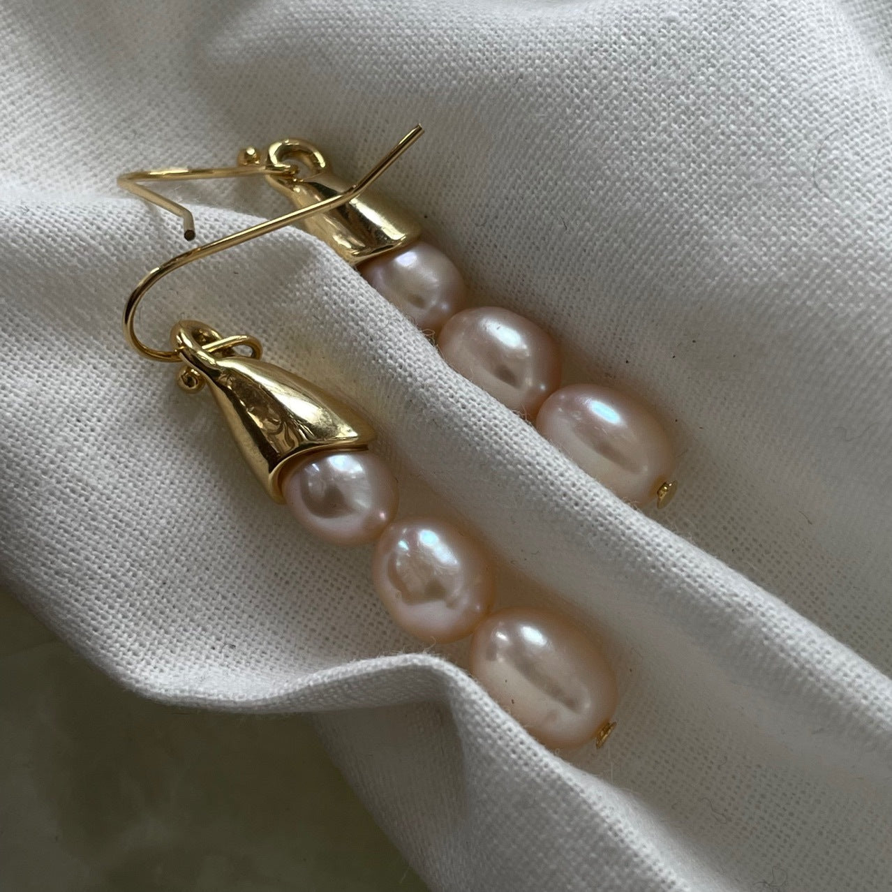 Pea Pearl Earrings - Modingo Modingo
