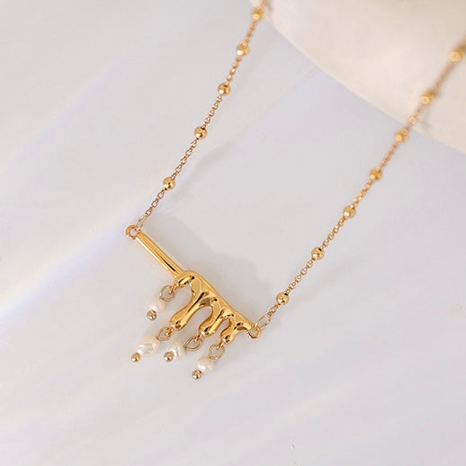 Irregular Pearl Pendant Necklace - Modingo Modingo