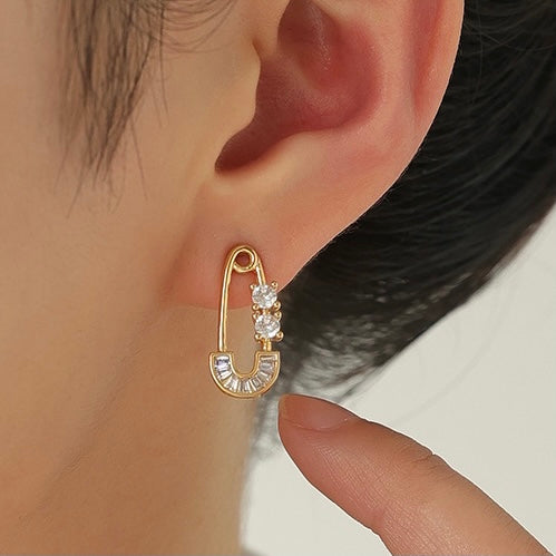 Pin Sparkling Zircon Gold Earrings - Modingo Modingo