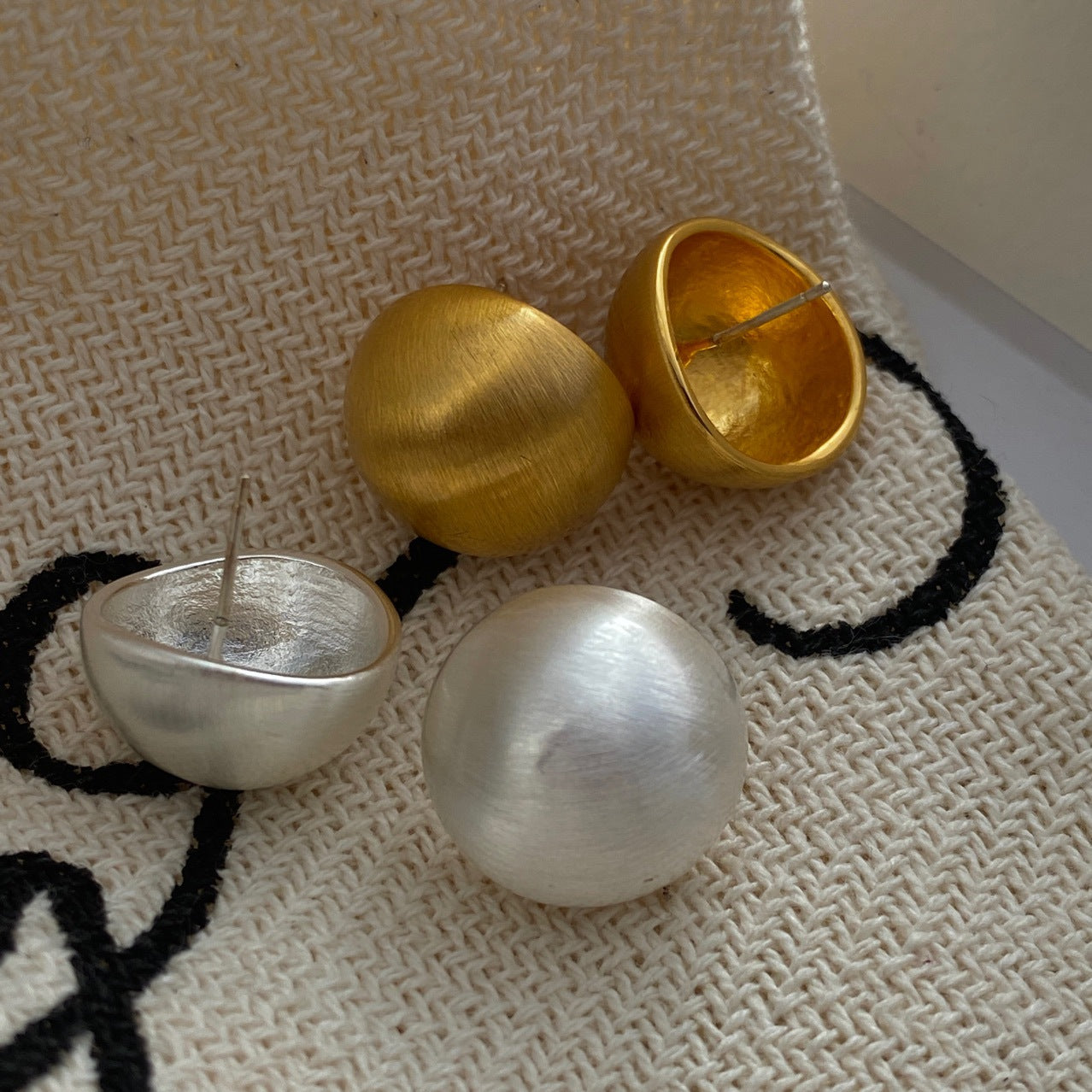 Frosted Textured Ball Earrings - Modingo Modingo