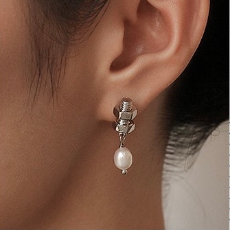 Silver Earrings – Modingo