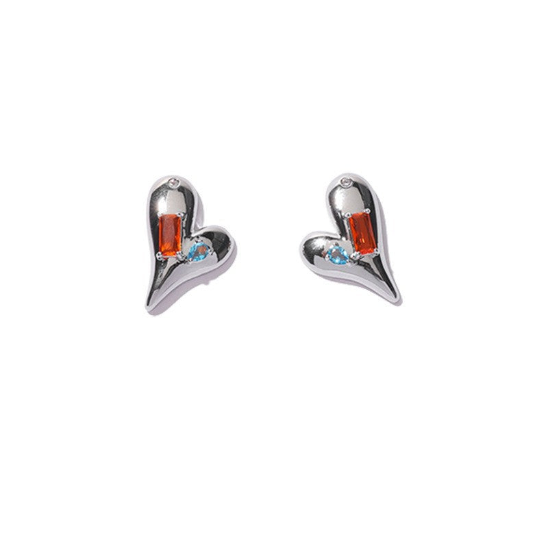 Heart Stud Silver Earrings - Modingo Modingo