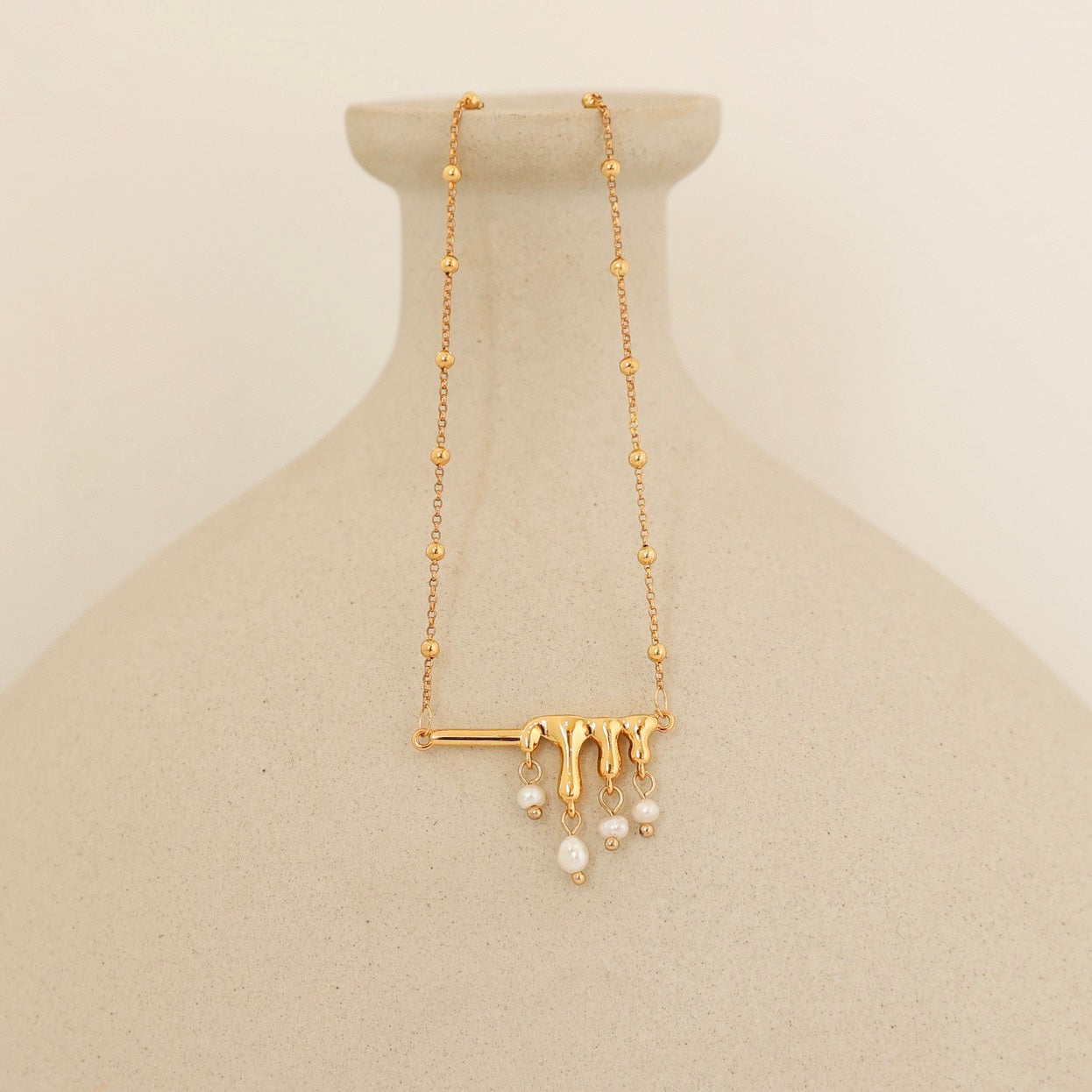 Irregular Pearl Pendant Necklace - Modingo Modingo